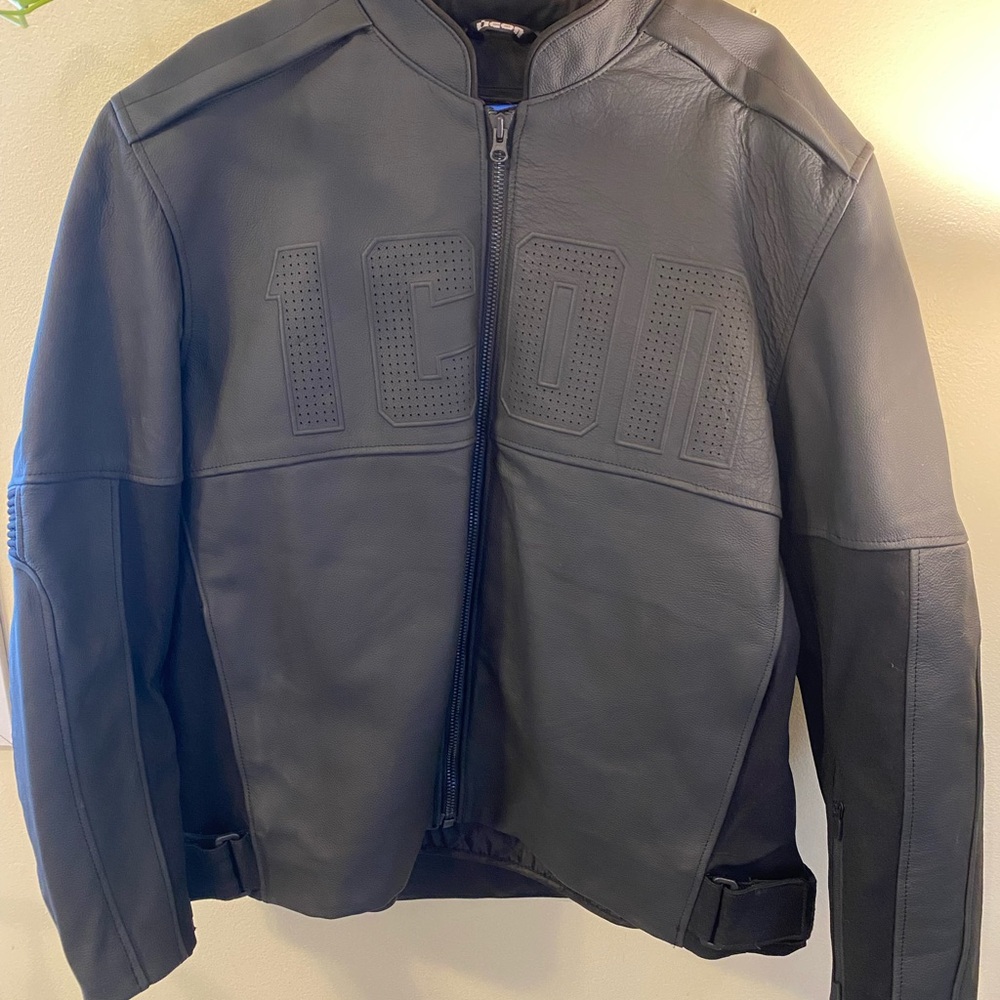 Icon Motorhead3 Motorcycle Leather Jacket